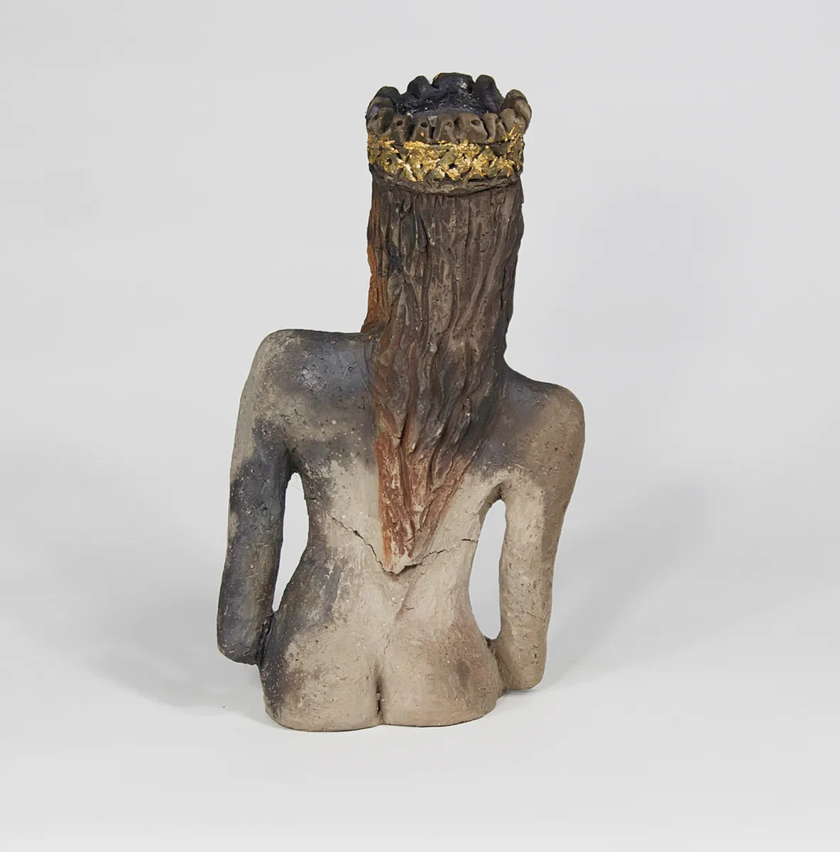 THE QUEEN — Stoneware, 25cm x 15cm. Ceramic work by Dubravka Sabljak. View 2 of 3.